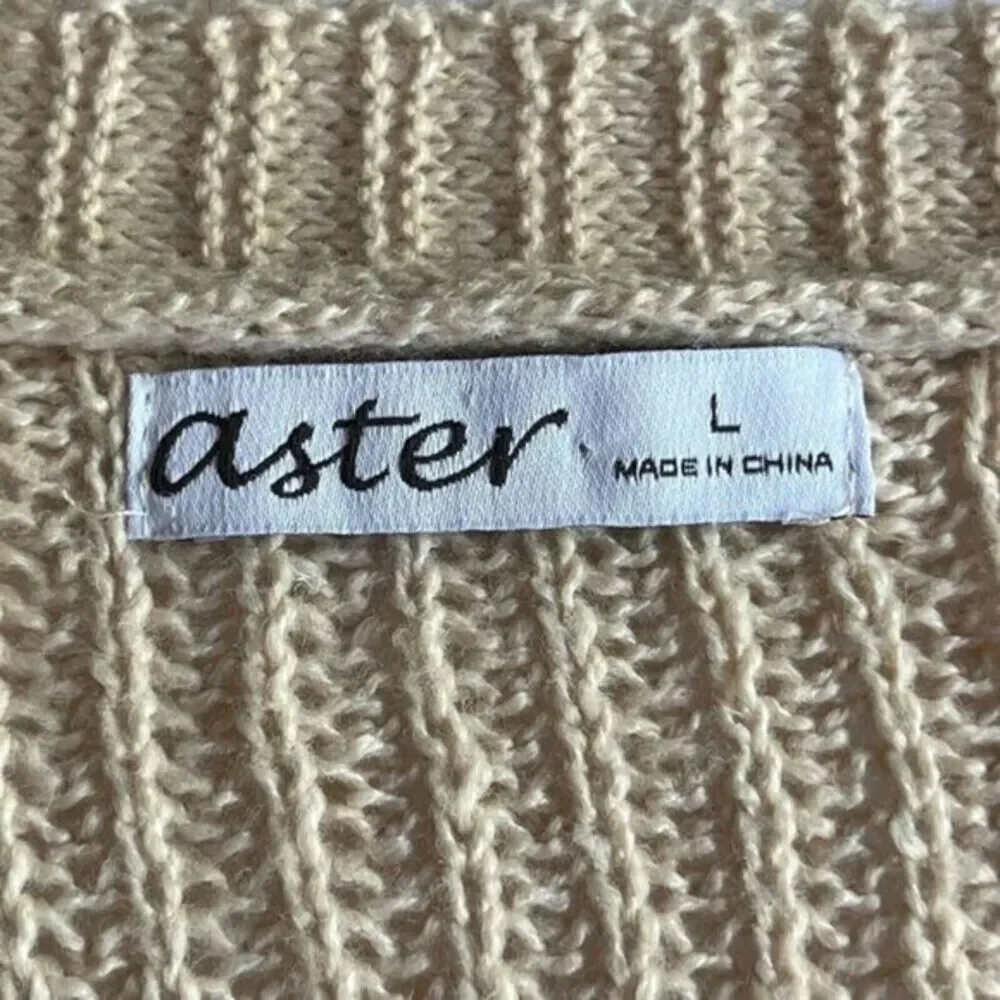 Aster‎ Womens Button Cardigan Chunky Cable Knit Coastal Size L Beige Pockets